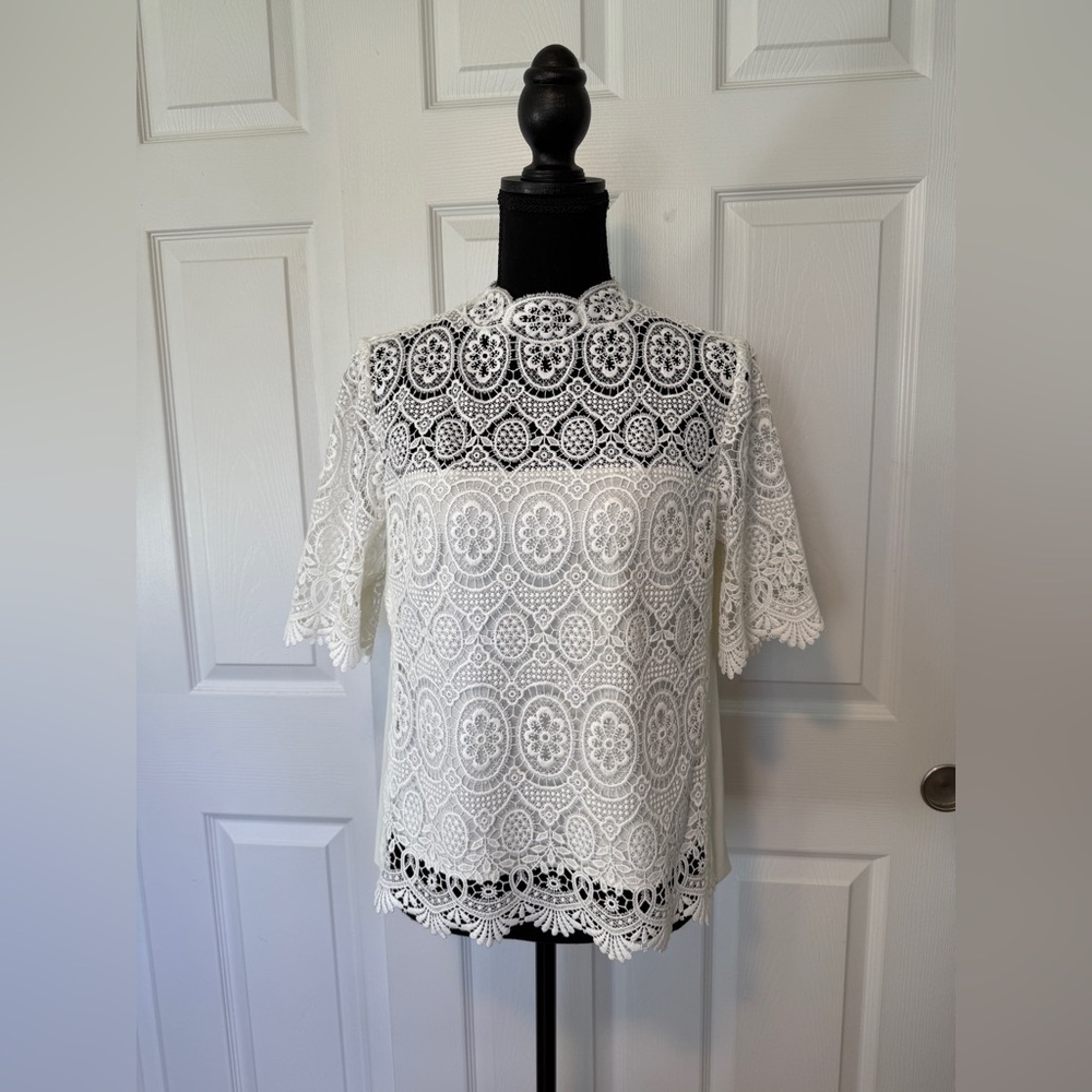 Elie Tahari Elegant White Lace Women's Top - Picture 2 of 11